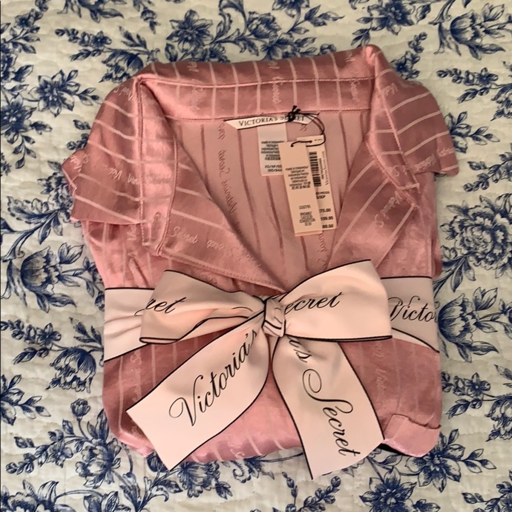 Victoria Secret Satin stripe V logo Pajama XS